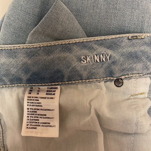 American Eagle jeans - Picture 3 of 3